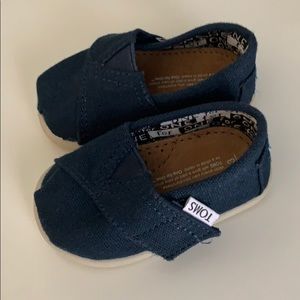 Toms Toddler 3T in Navy